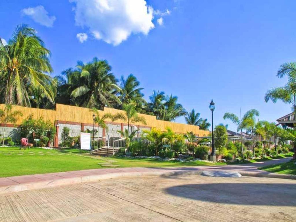 La Suena Brisa Beach Resort And Events Place Batangas Eksteriør bilde